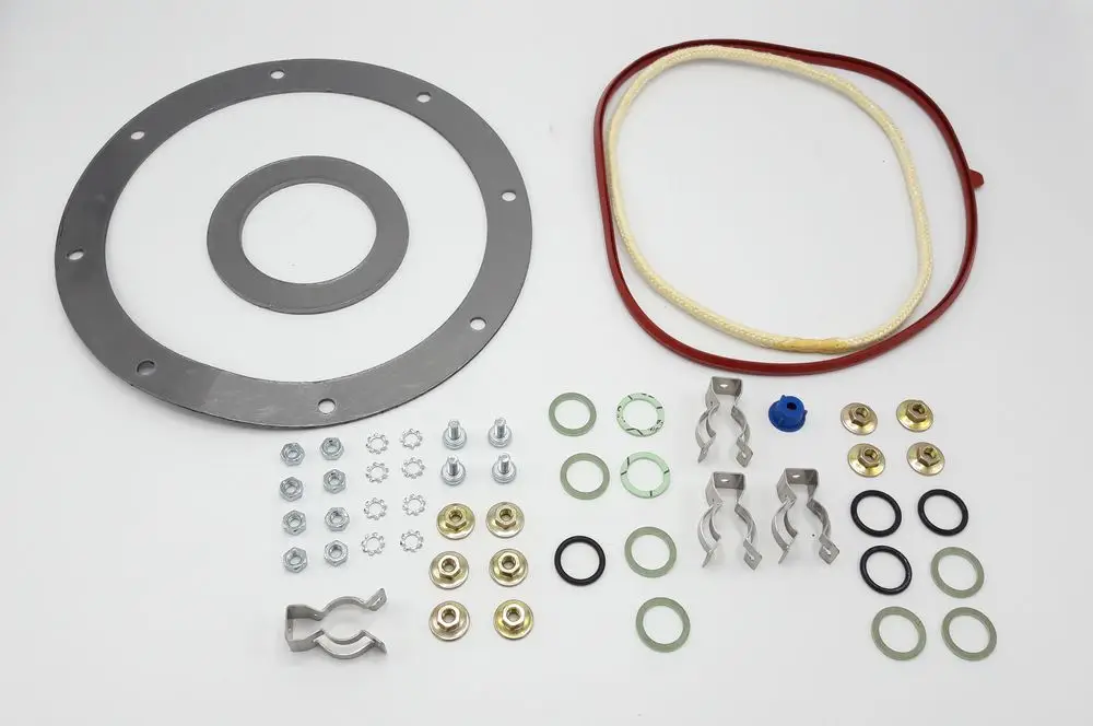 Dichtungsset bestehend aus verschiedenen Dichtungen, Ringen, Schrauben und Halterungen, geeignet für Motoranwendungen, bereitgestellt von Remeha.